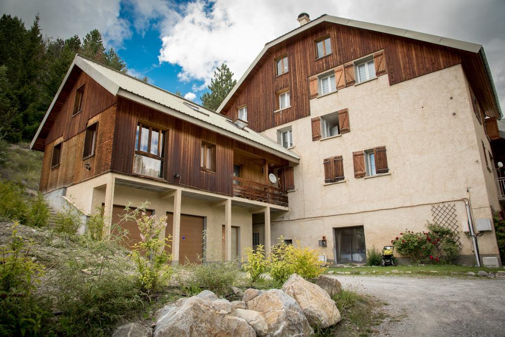 Chalet Les Moineaux Chambres D'Hotes Jausiers Esterno foto