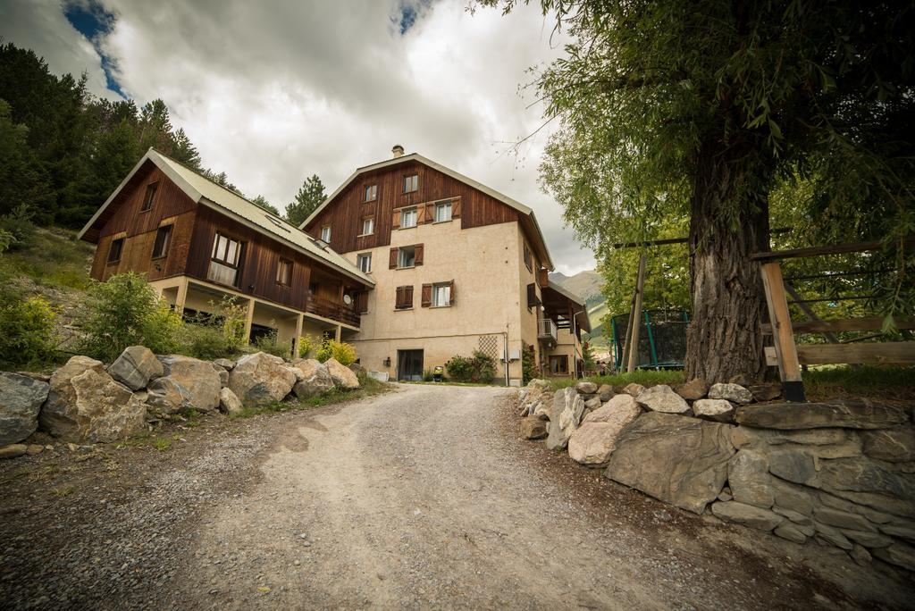 Chalet Les Moineaux Chambres D'Hotes Jausiers Esterno foto